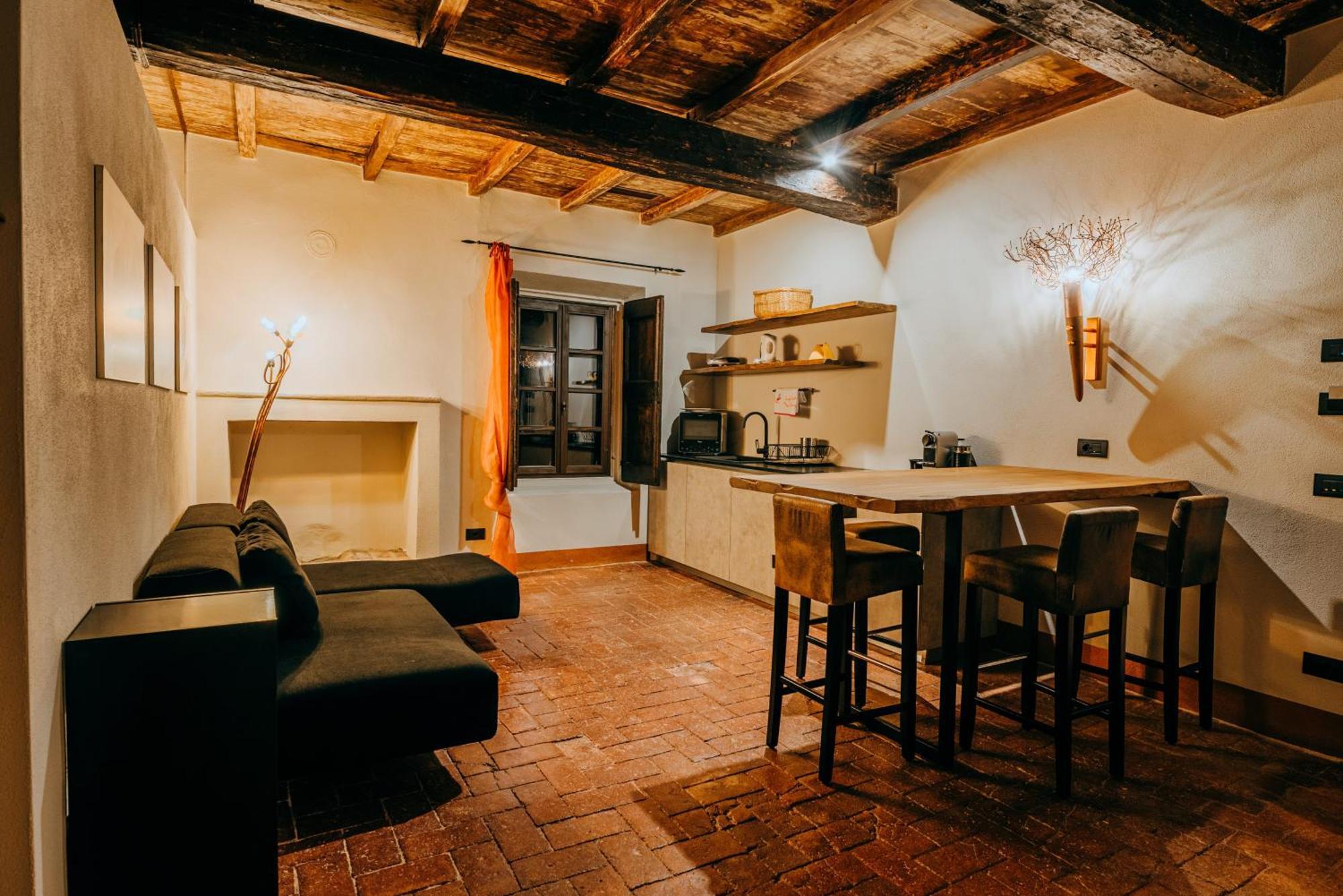 Castello Di Piovera ภายนอก รูปภาพ